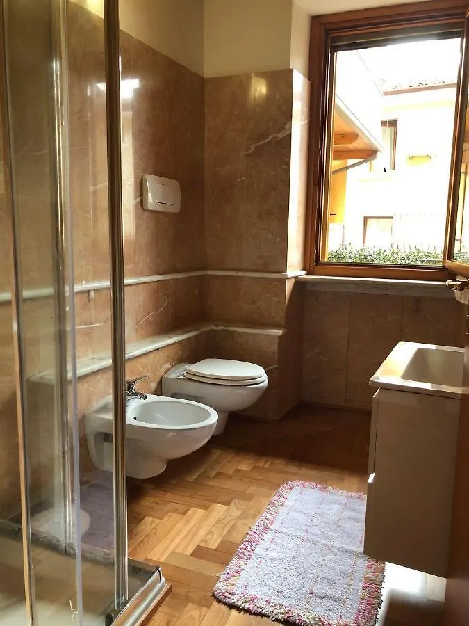 Desenzano Del Garda Mirella House Lägenhet